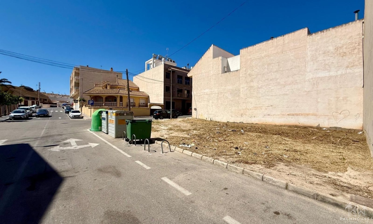 Herverkoop - Plot - San Miguel de Salinas - CENTRO URBANO