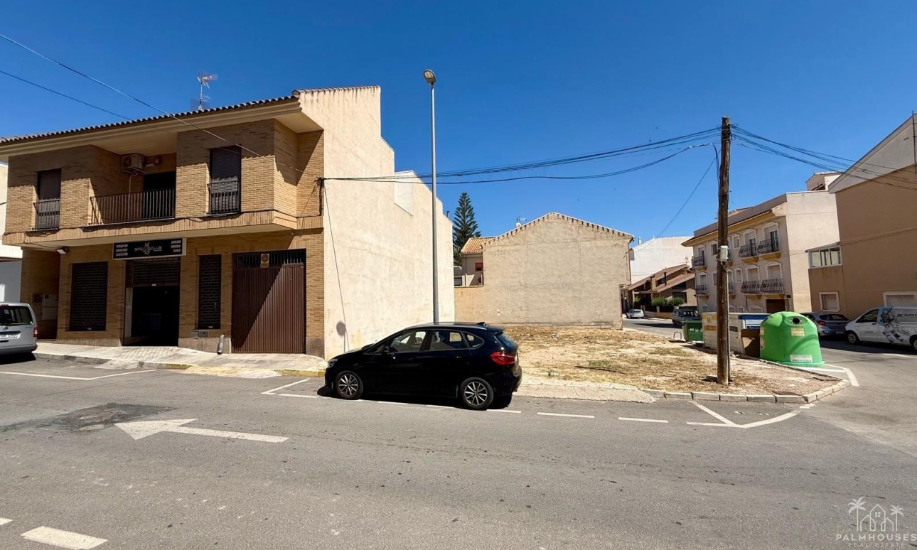 Herverkoop - Plot - San Miguel de Salinas - CENTRO URBANO