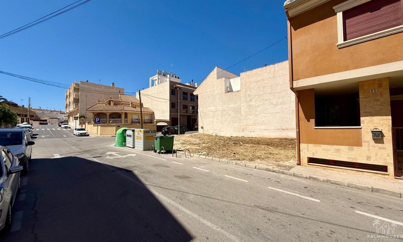 Herverkoop - Plot - San Miguel de Salinas - CENTRO URBANO