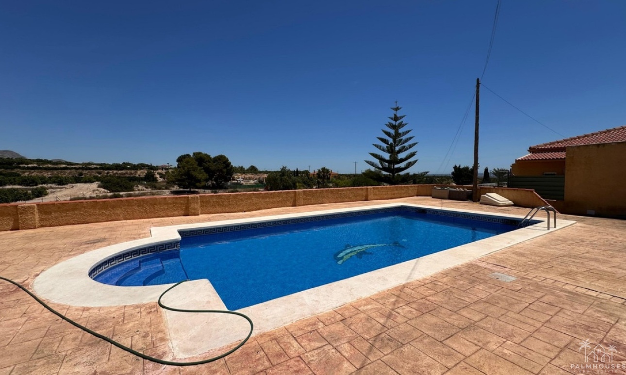 Herverkoop - Villa - Albatera - Albatera Centro