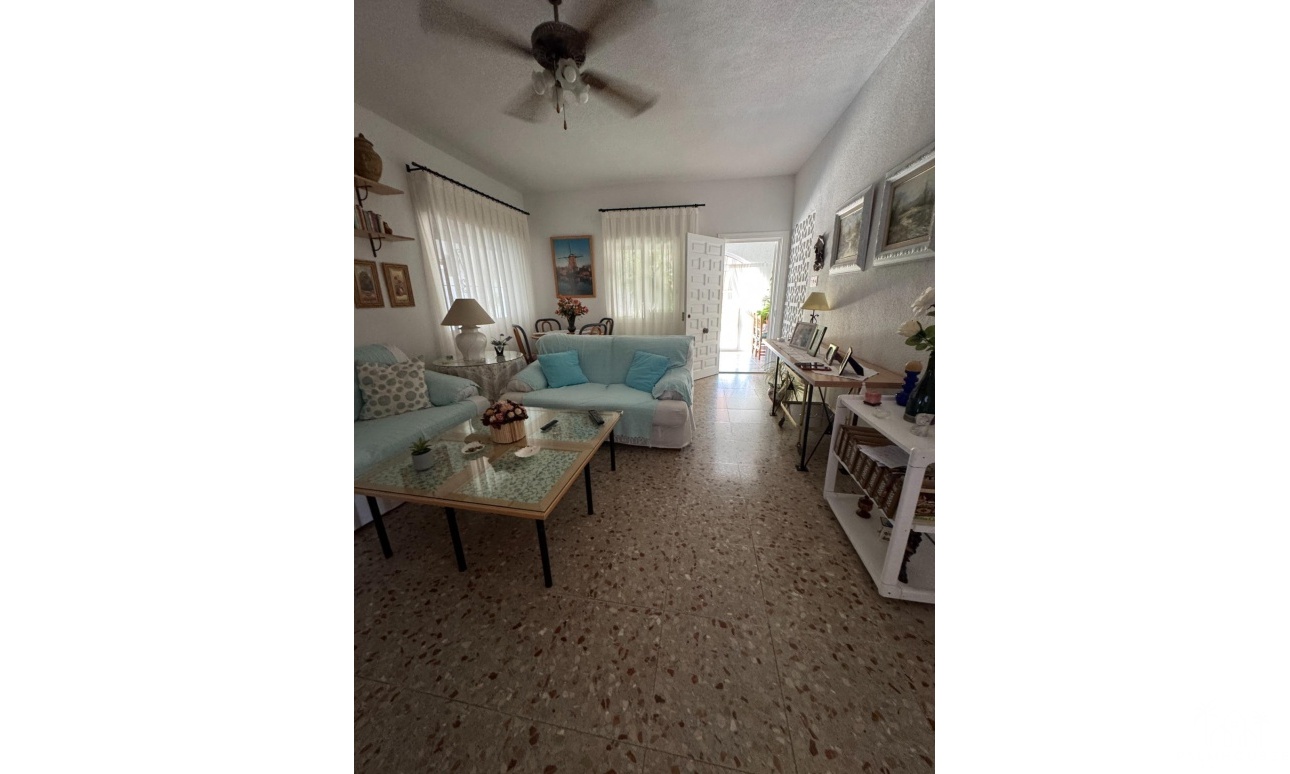 Herverkoop - Villa - Albatera - Partida Lomas