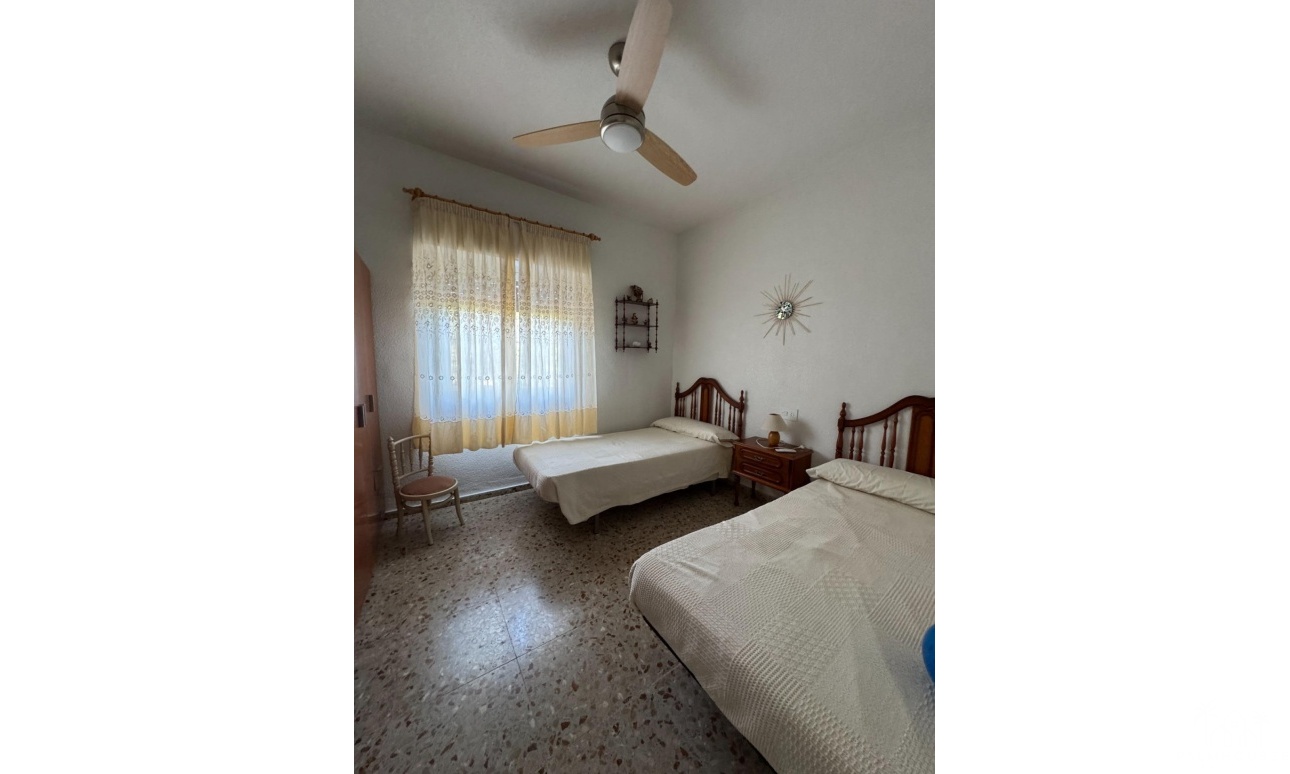 Herverkoop - Villa - Albatera - Partida Lomas