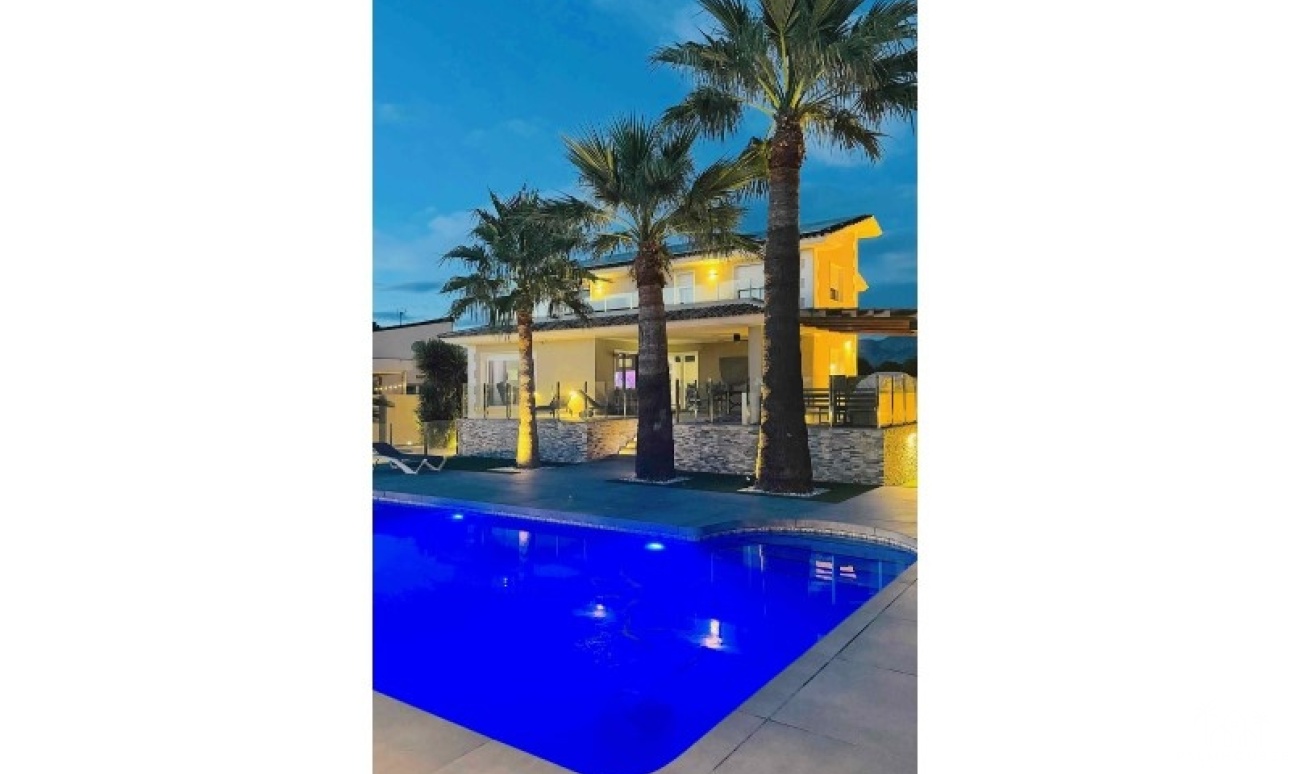 Herverkoop - Villa - Alfaz del Pi - Costa Blanca