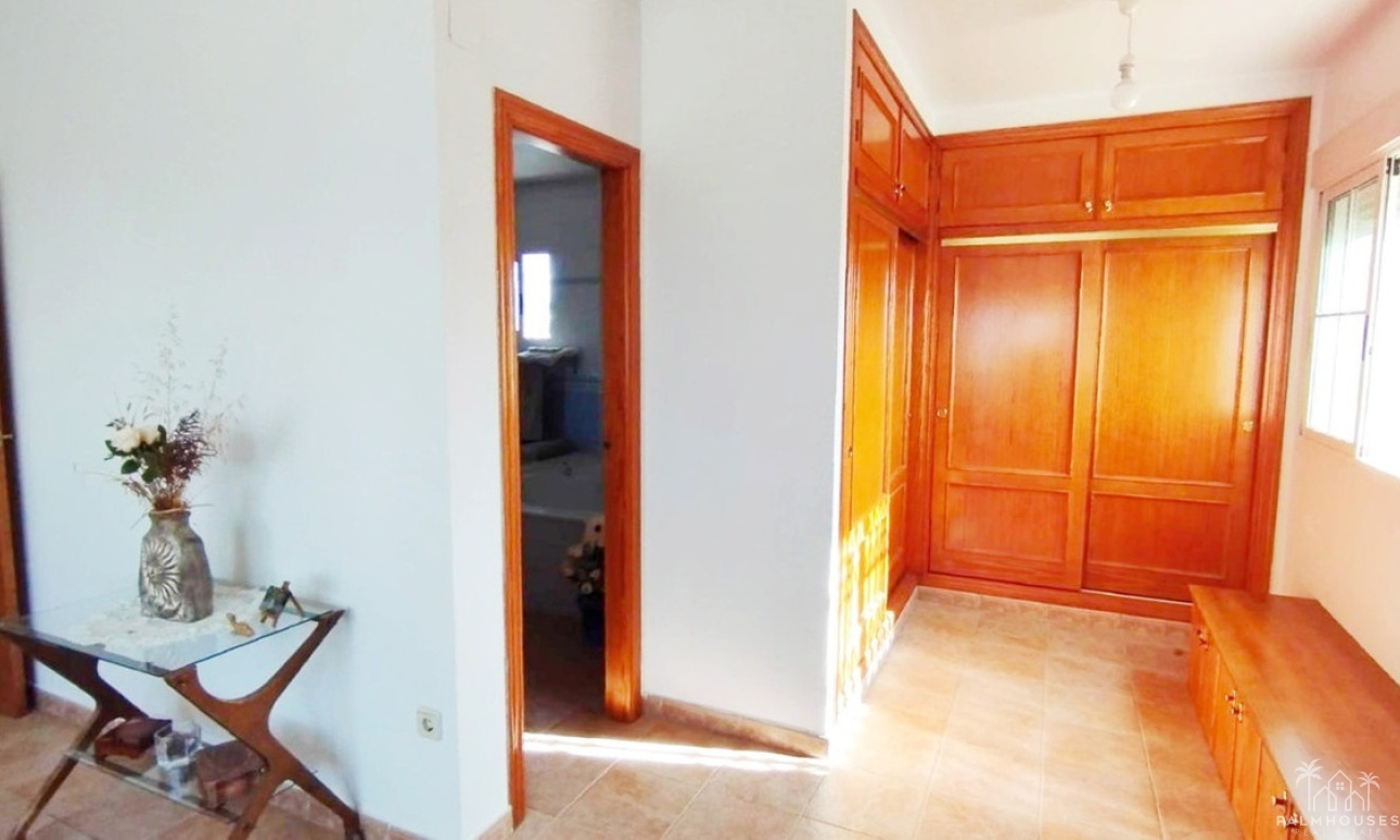 Herverkoop - Villa - Alicante City - La Torreta