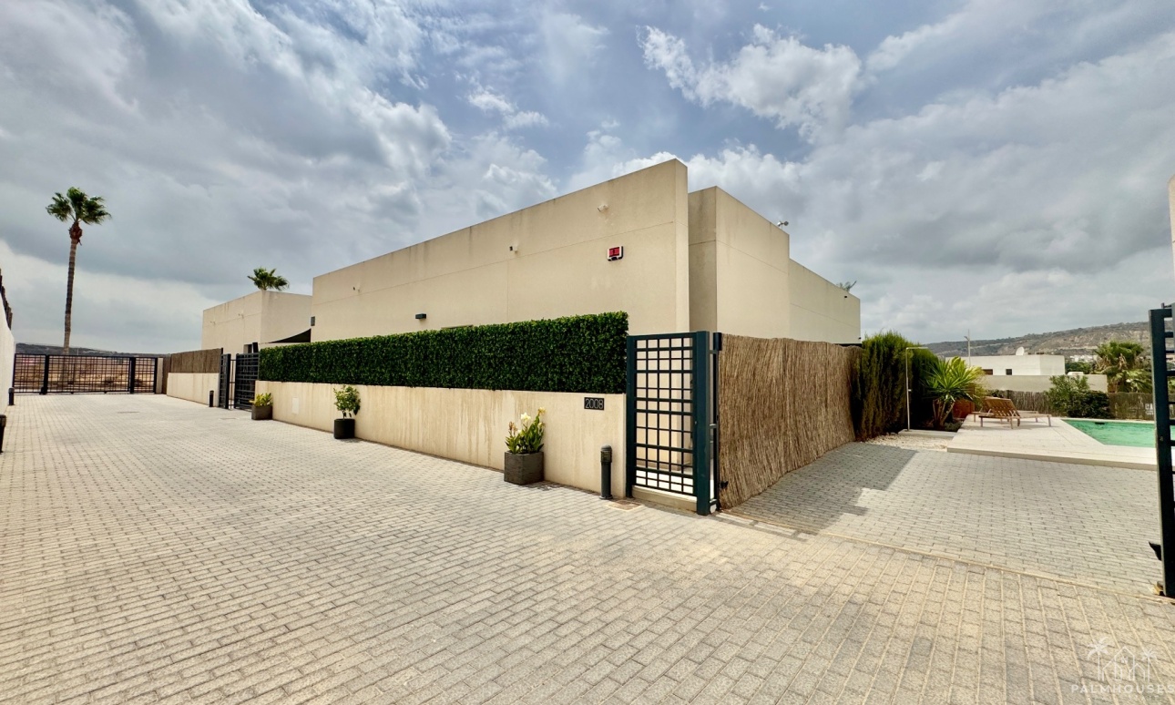 Herverkoop - Villa - Alicante - Costa Blanca