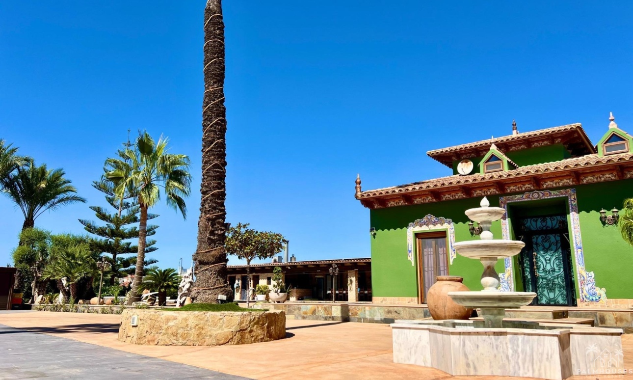 Herverkoop - Villa - Almoradi - Comunidad Valenciana