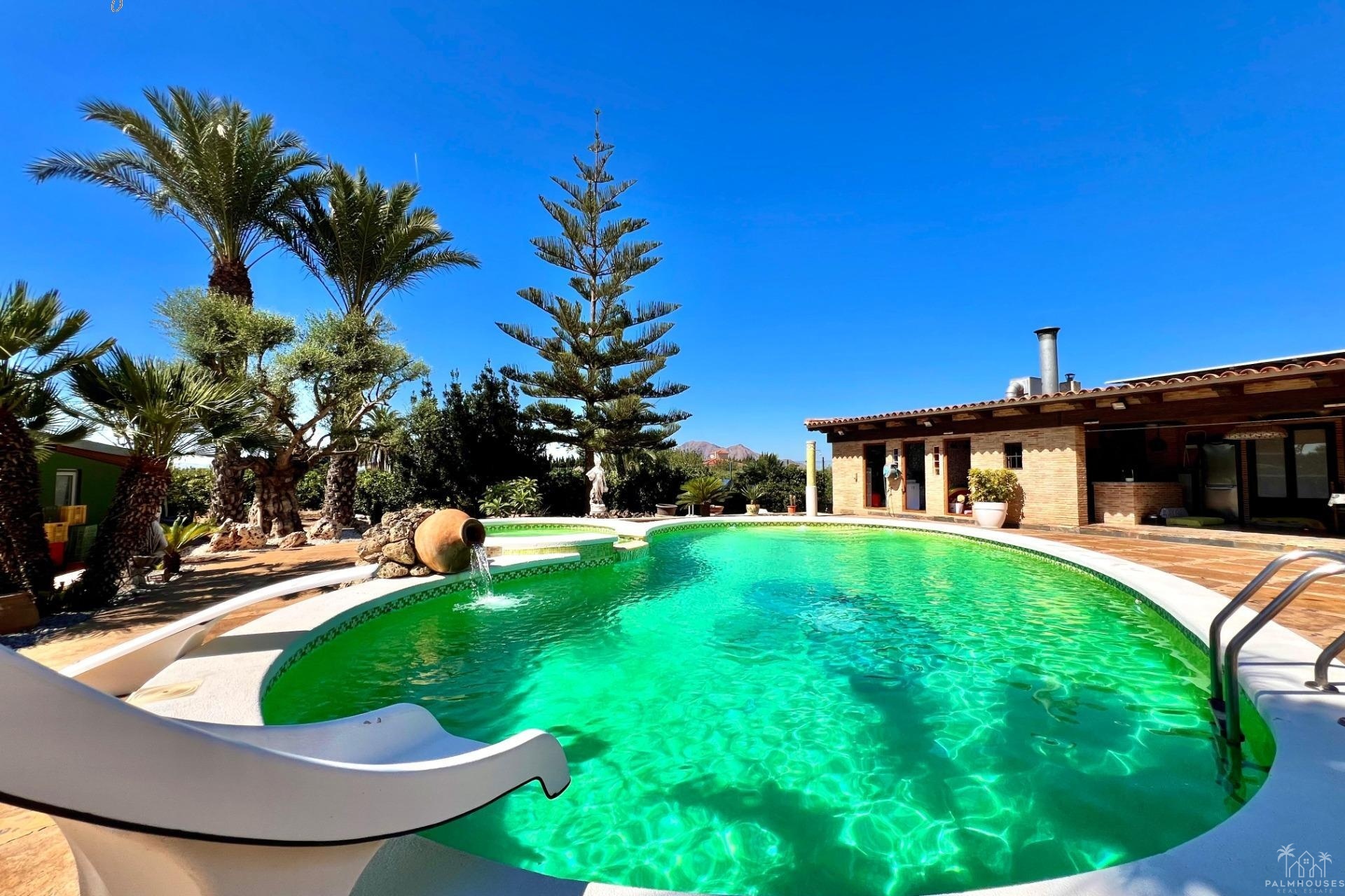 Herverkoop - Villa - Almoradi - Comunidad Valenciana