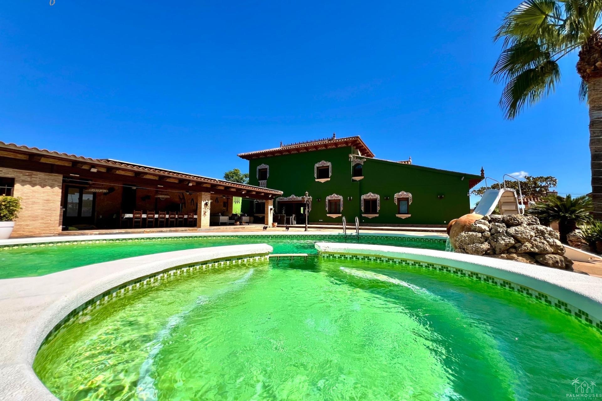 Herverkoop - Villa - Almoradi - Comunidad Valenciana