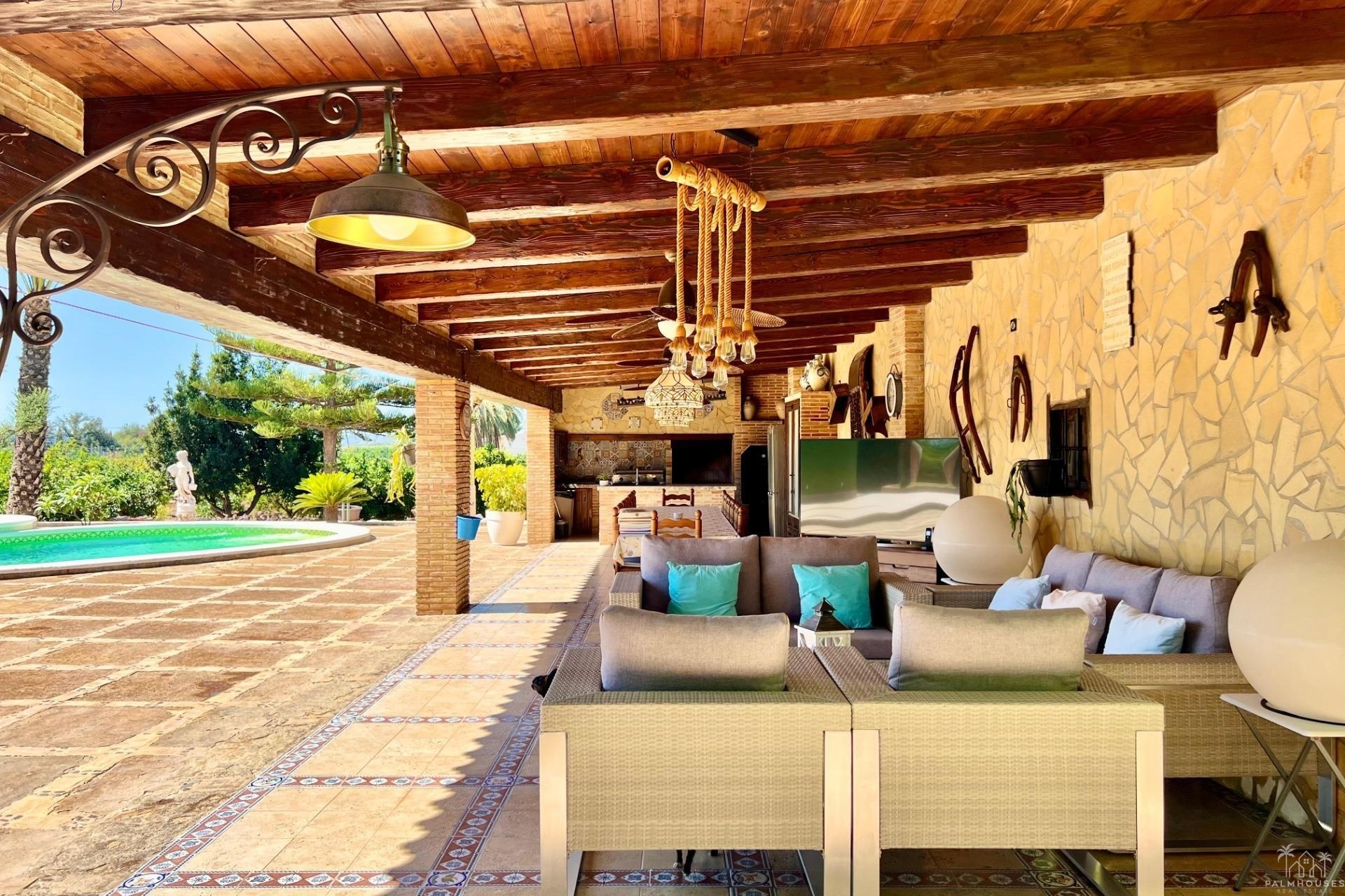 Herverkoop - Villa - Almoradi - Comunidad Valenciana