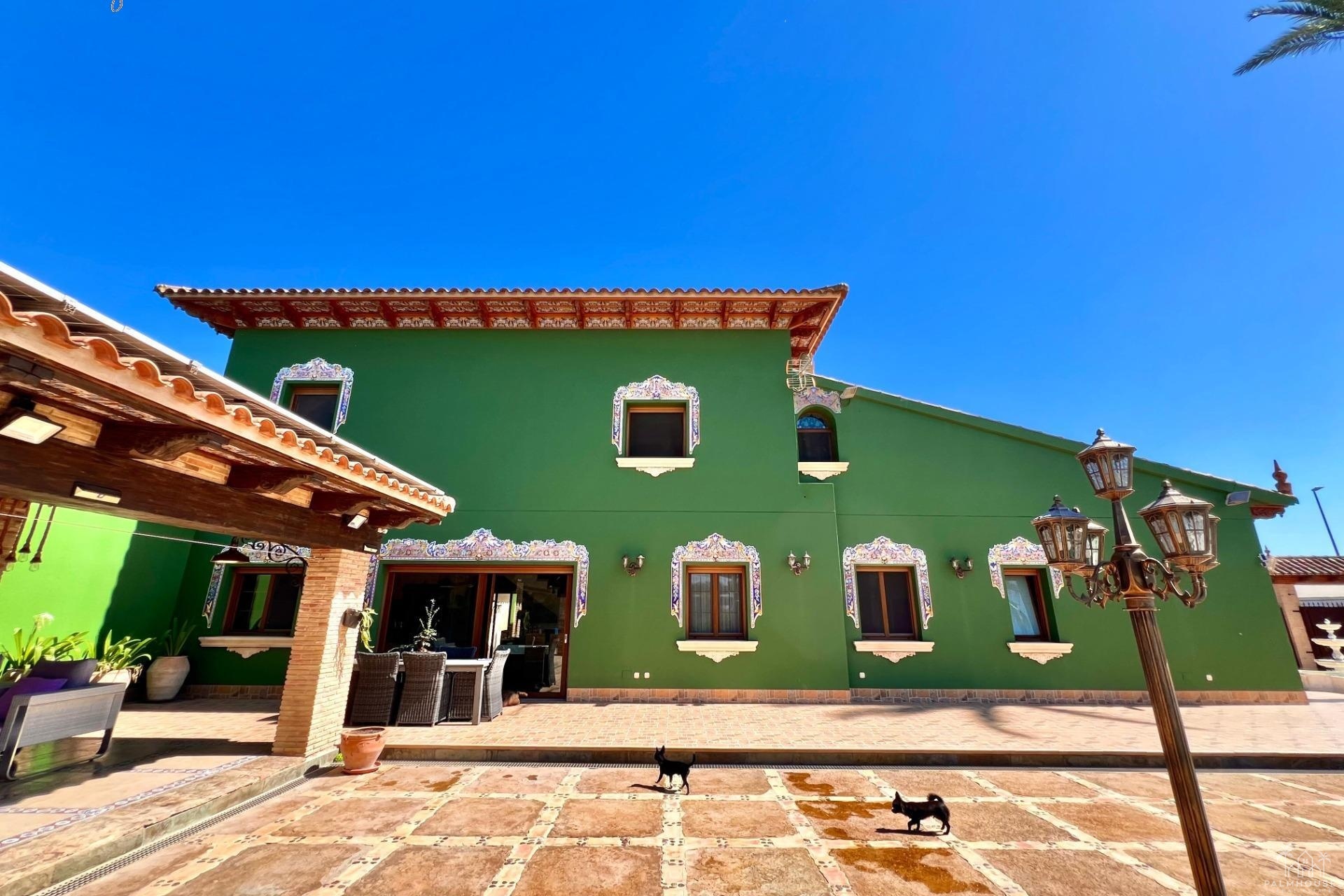 Herverkoop - Villa - Almoradi - Comunidad Valenciana