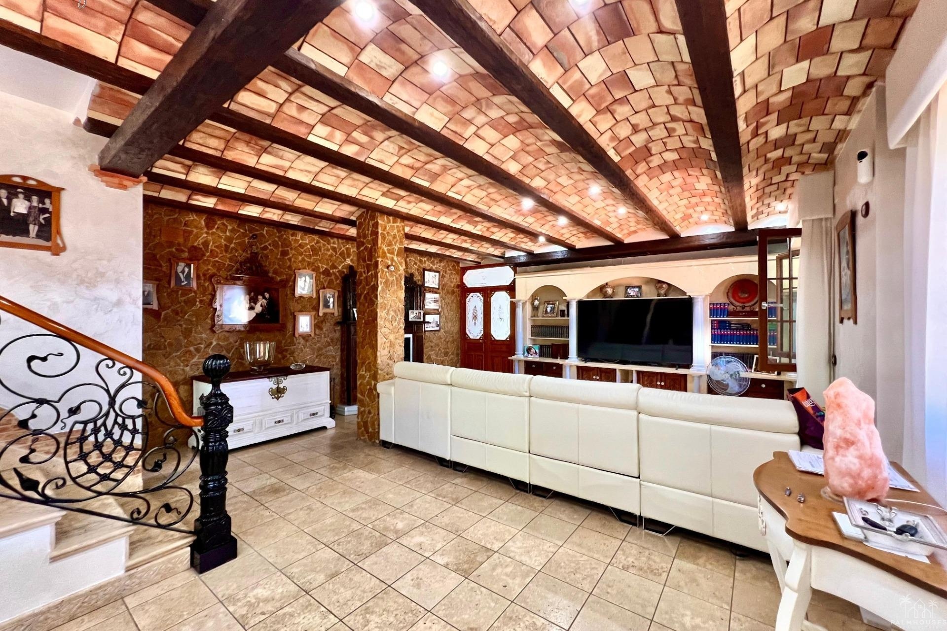 Herverkoop - Villa - Almoradi - Comunidad Valenciana