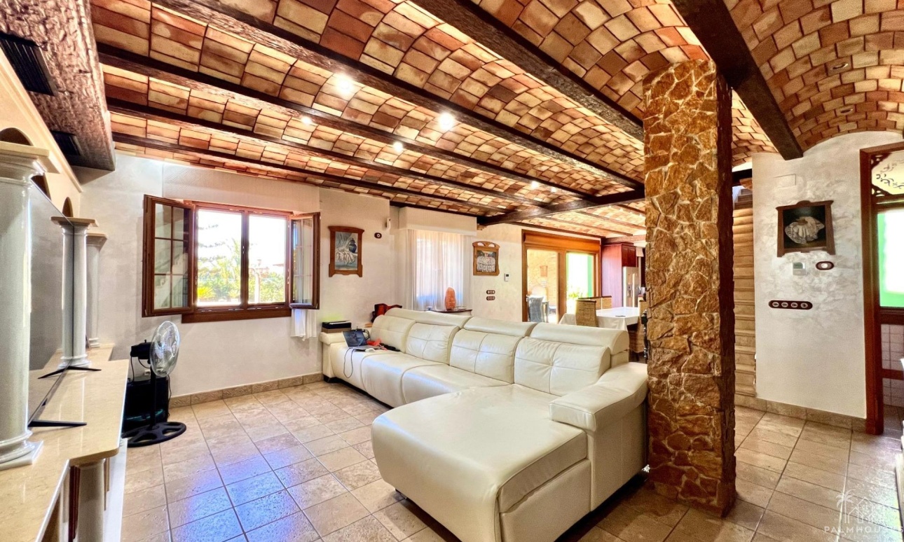 Herverkoop - Villa - Almoradi - Comunidad Valenciana