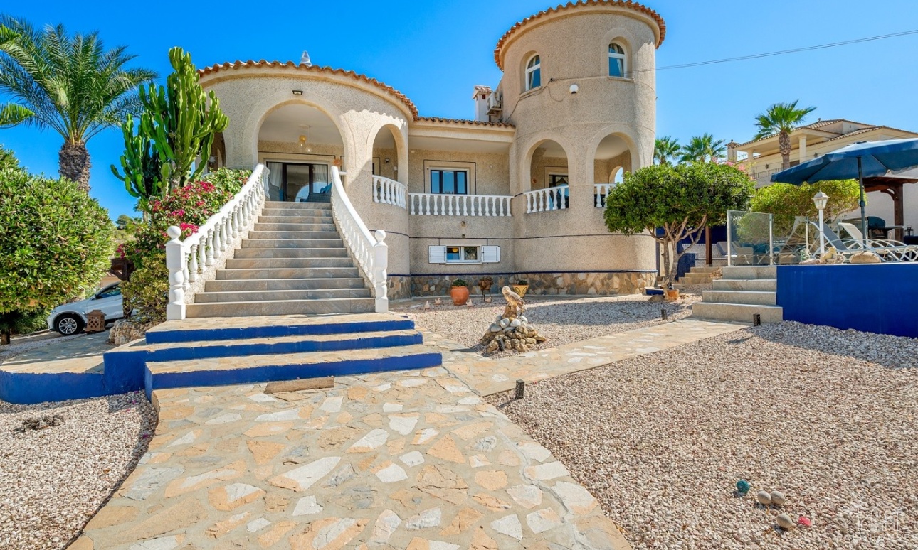 Herverkoop - Villa - Almoradi - Inland