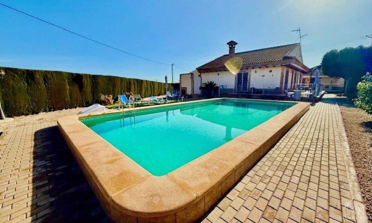 Herverkoop - Villa - Avileses - Inland