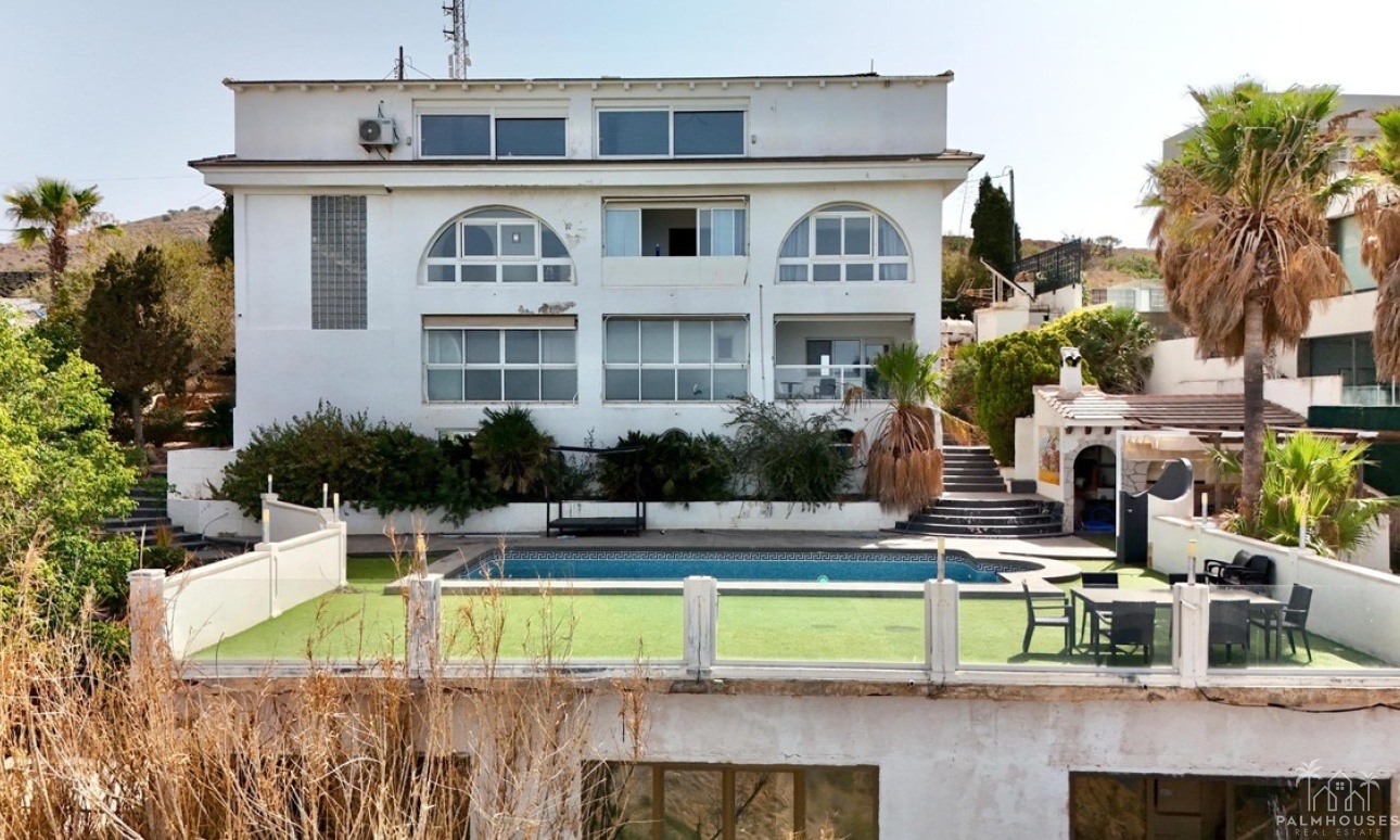 Herverkoop - Villa - Benidorm - Benidorm Centro