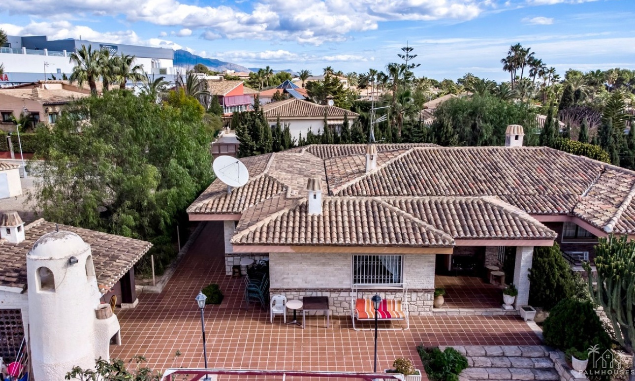 Herverkoop - Villa - Benidorm - Benidorm Centro