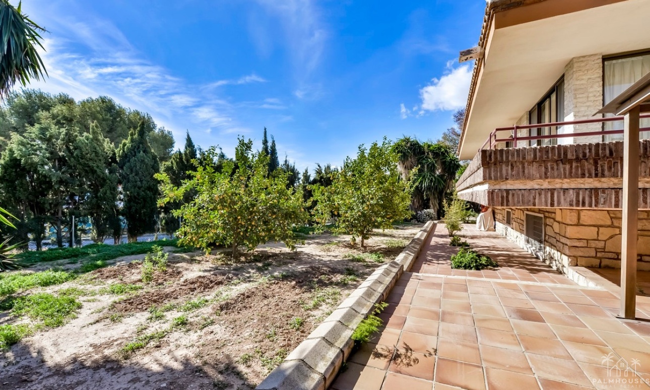 Herverkoop - Villa - Benidorm - Benidorm Centro