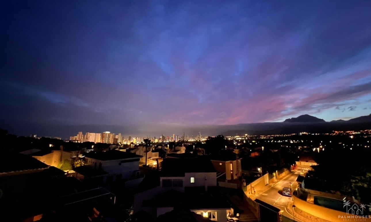 Herverkoop - Villa - Benidorm - Benidorm Centro