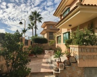 Herverkoop - Villa - Benidorm - Benidorm Centro