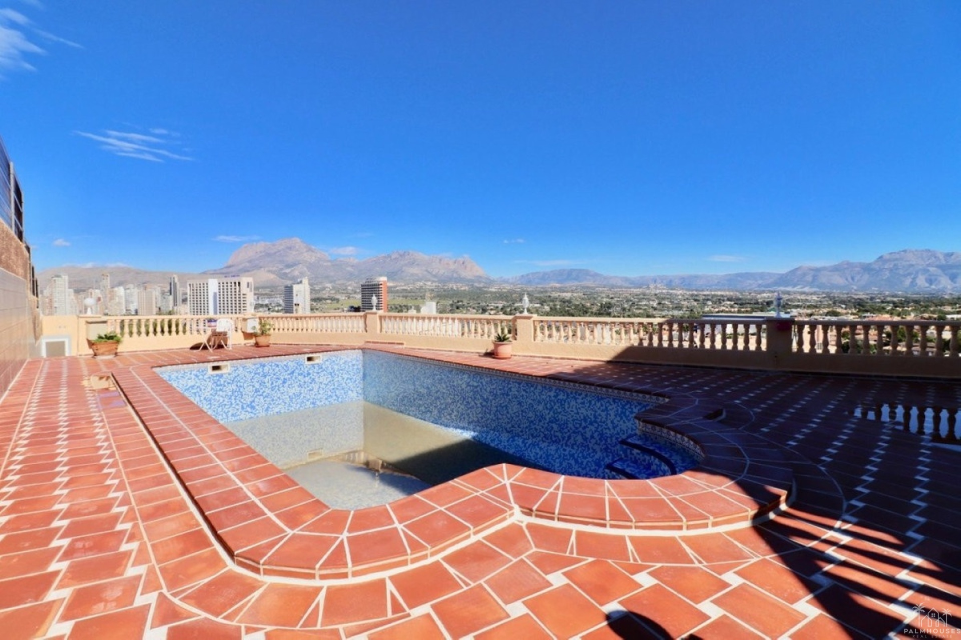 Herverkoop - Villa - Benidorm - Benidorm Centro