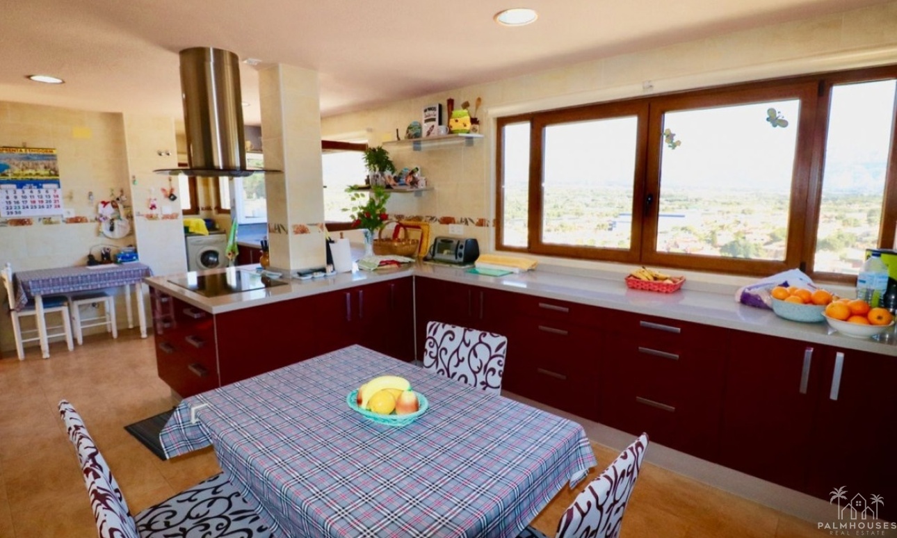 Herverkoop - Villa - Benidorm - Benidorm Centro