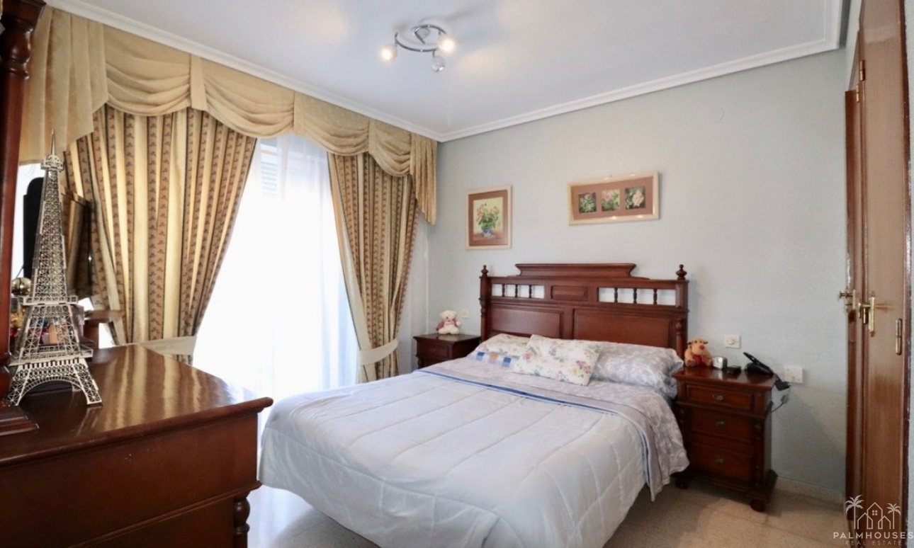Herverkoop - Villa - Benidorm - Benidorm Centro