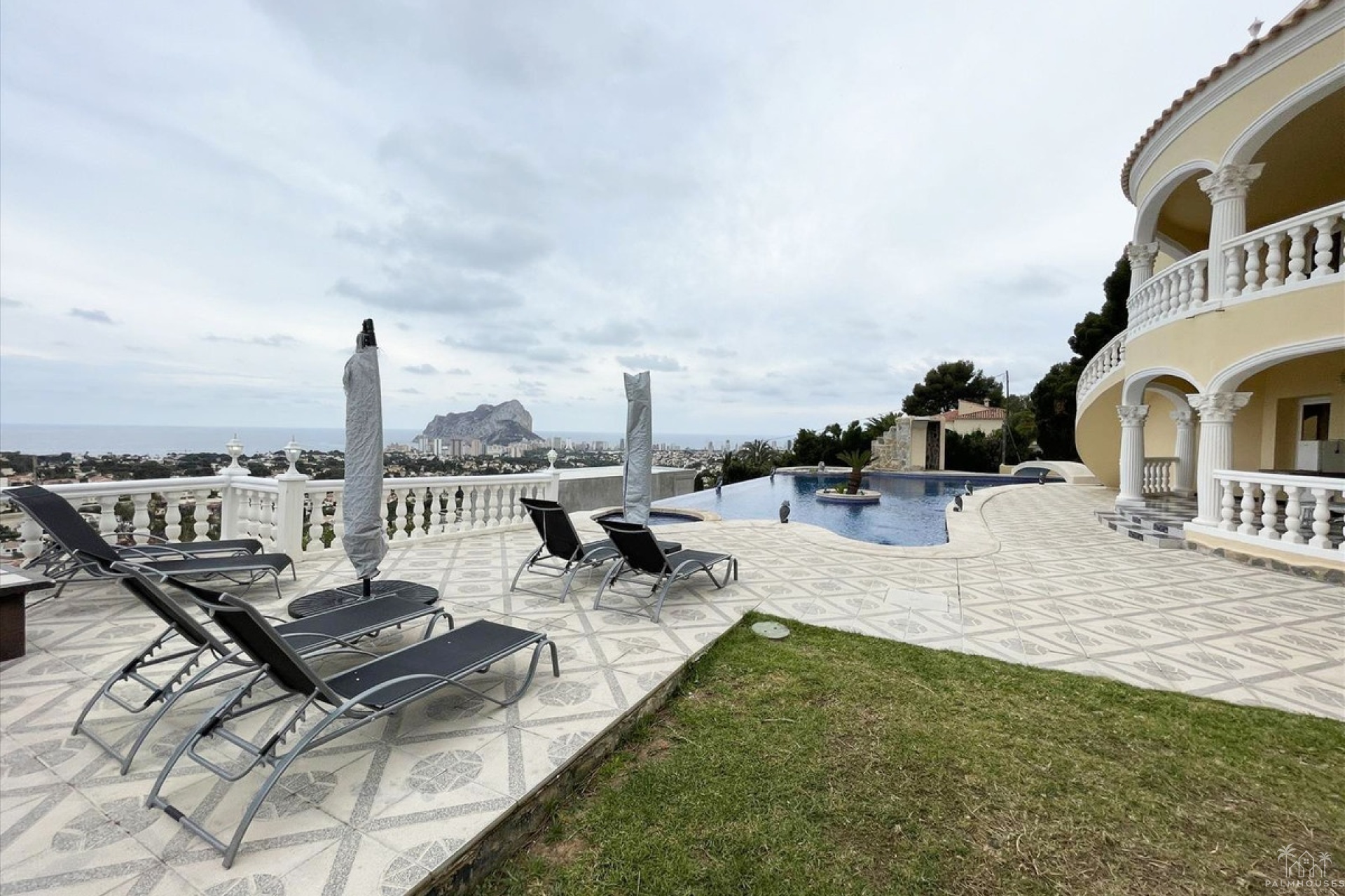 Herverkoop - Villa - Calpe - Calpe Centro