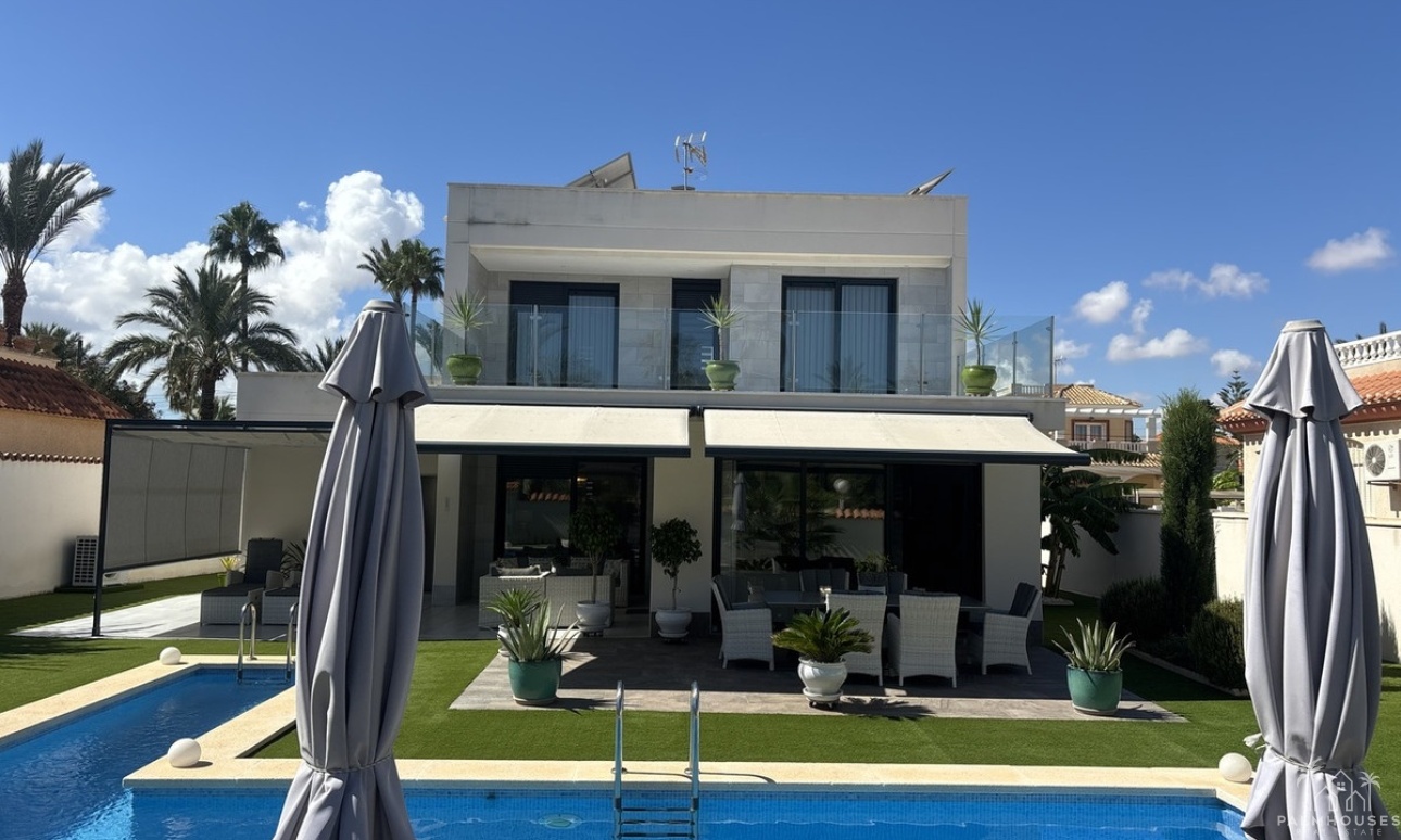 Herverkoop - Villa - Cartagena - Los Urrutias