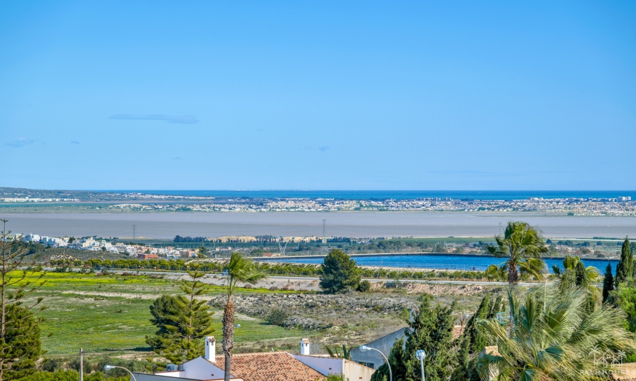 Herverkoop - Villa - Ciudad De Las Comunicaciones - Costa Blanca