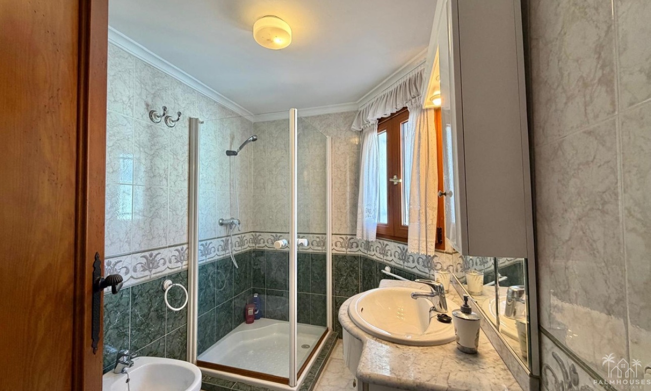 Herverkoop - Villa - Denia - Denia Centro