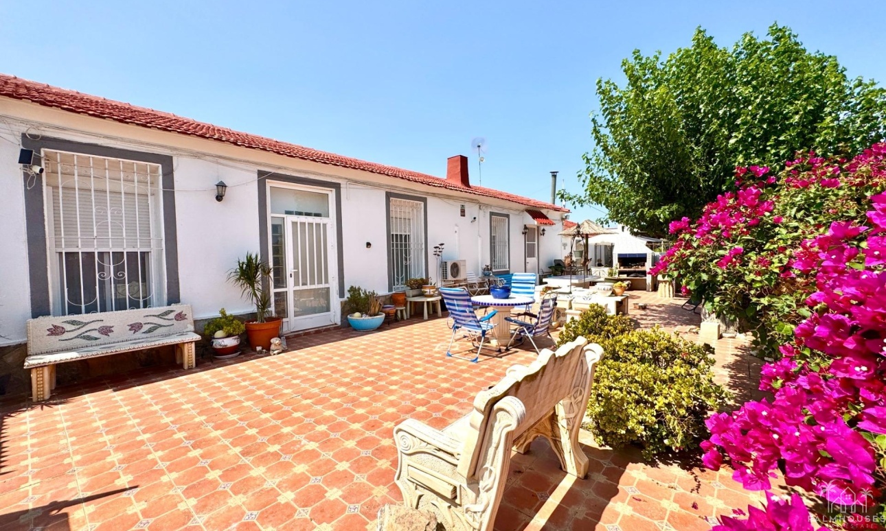 Herverkoop - Villa - Dolores - Comunidad Valenciana