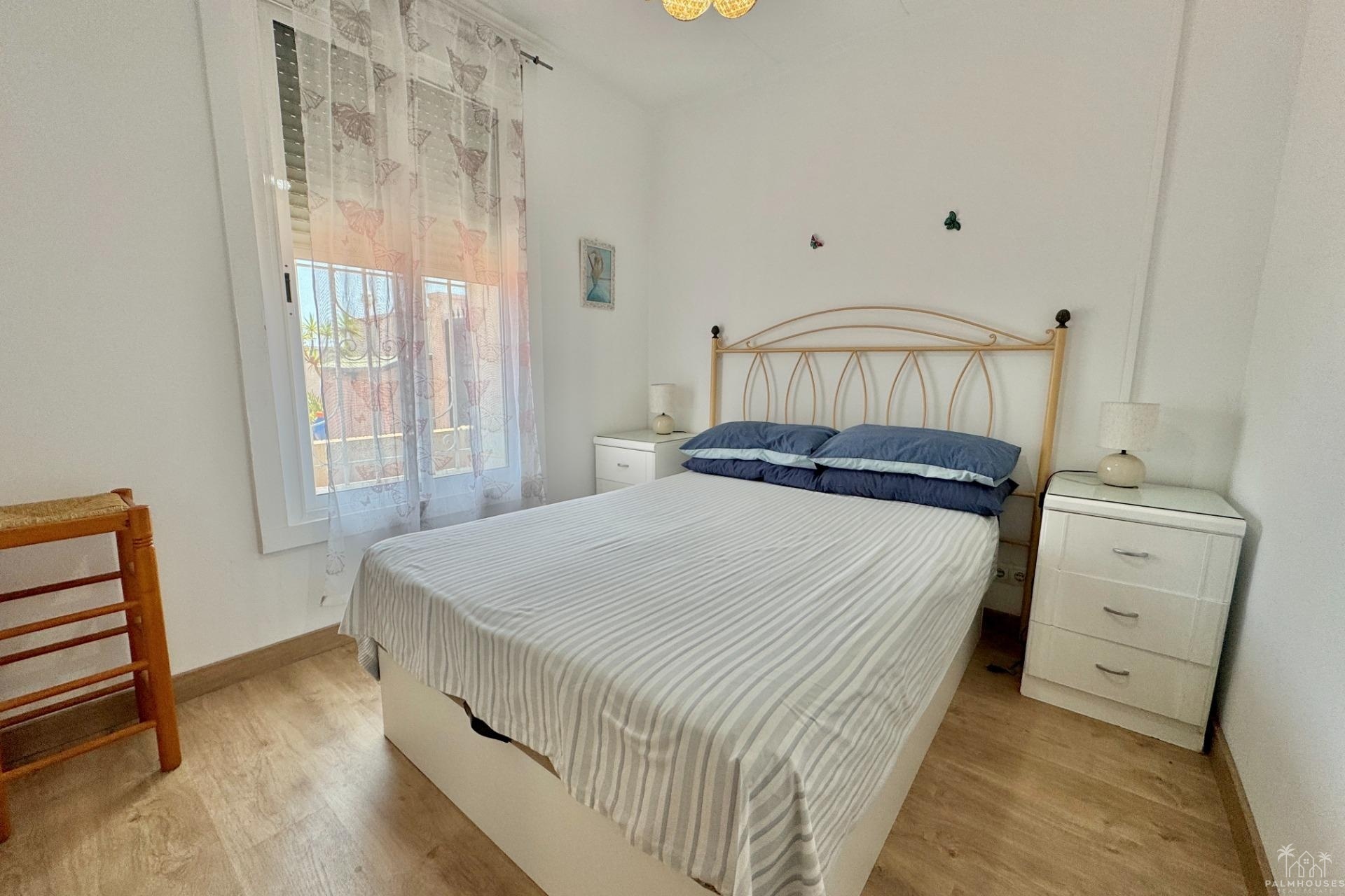 Herverkoop - Villa - Dolores - Comunidad Valenciana