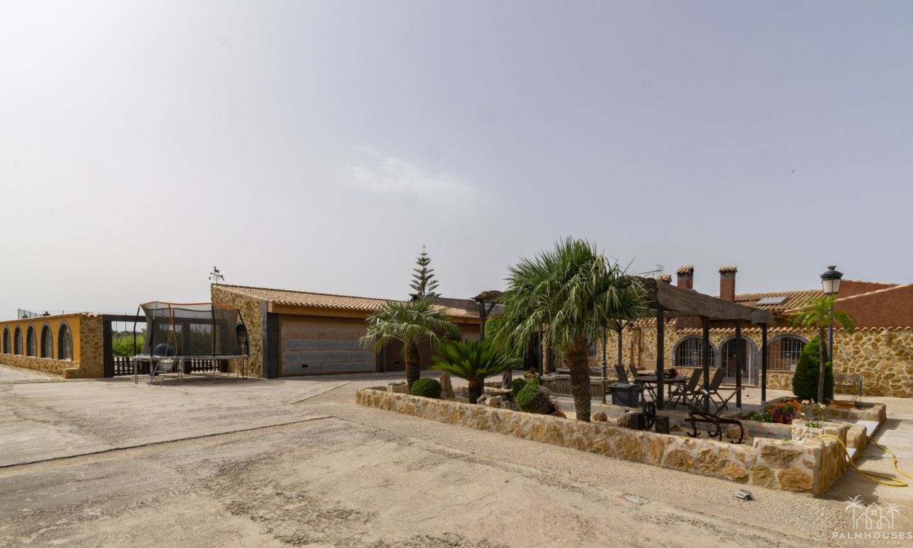 Herverkoop - Villa - El Beal - Inland