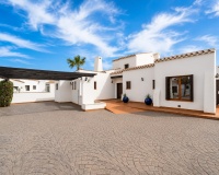 Herverkoop - Villa - El Valle Golf Resort - Inland