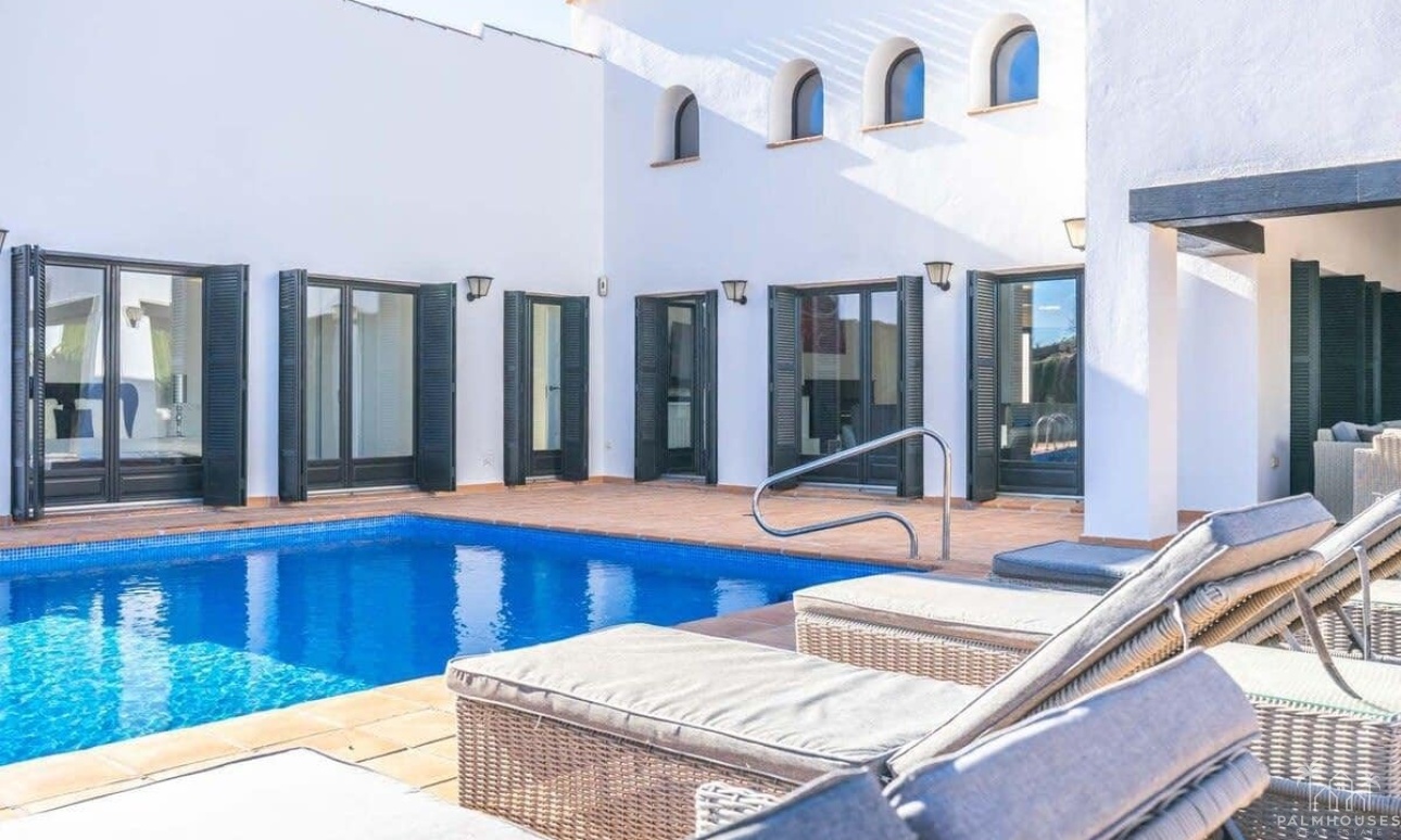 Herverkoop - Villa - El Valle Golf Resort - Inland