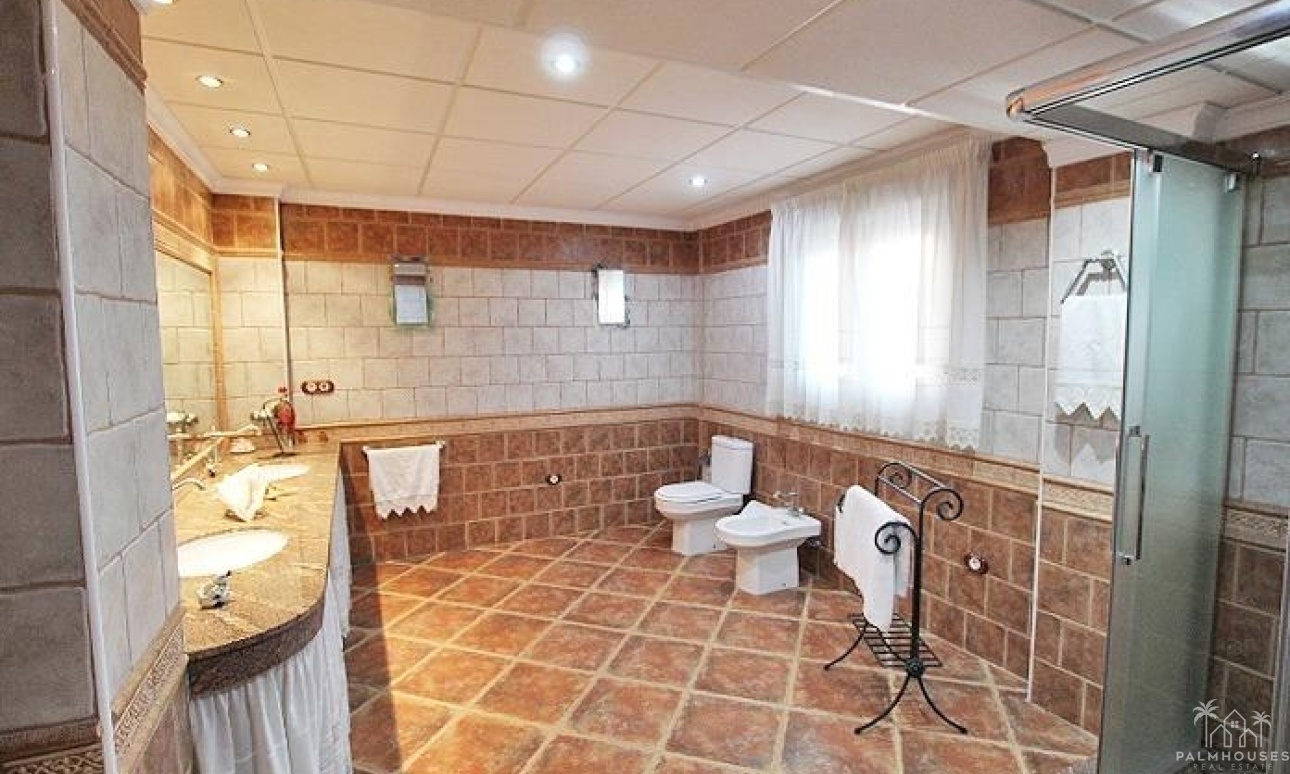 Herverkoop - Villa - Formentera del Segura - C- Cooperativa