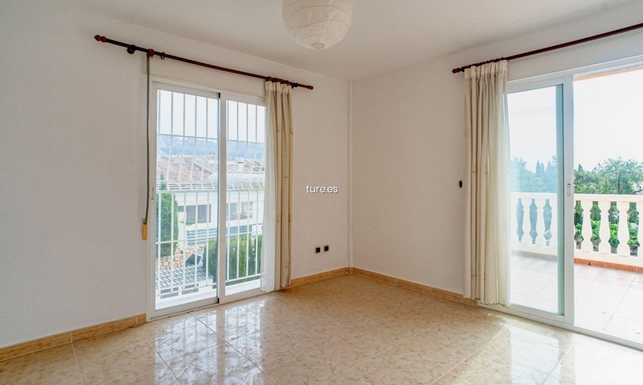Herverkoop - Villa - la Nucia - La Nucia Centro