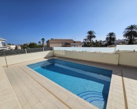 Herverkoop - Villa - La Zenia - Costa Blanca