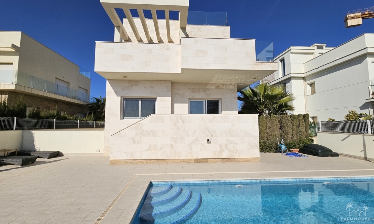 Herverkoop - Villa - La Zenia - Costa Blanca