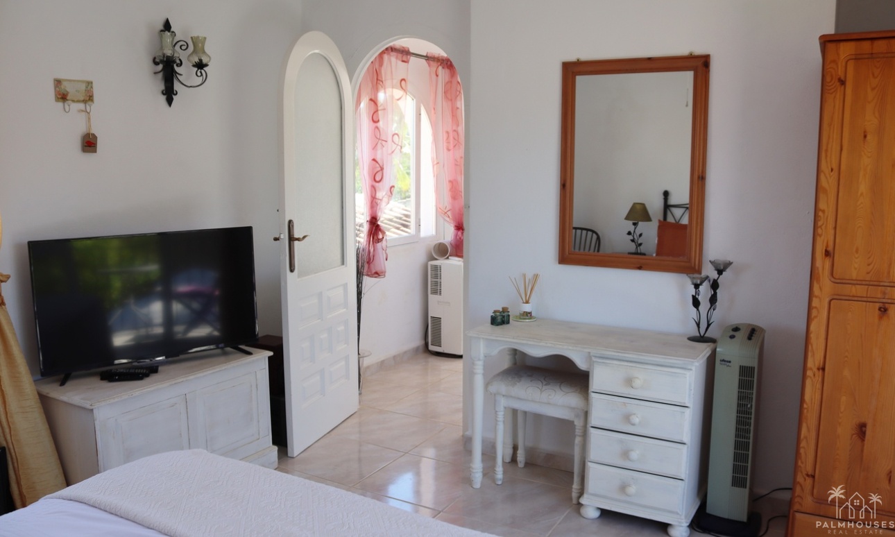Herverkoop - Villa - Orba - Inland