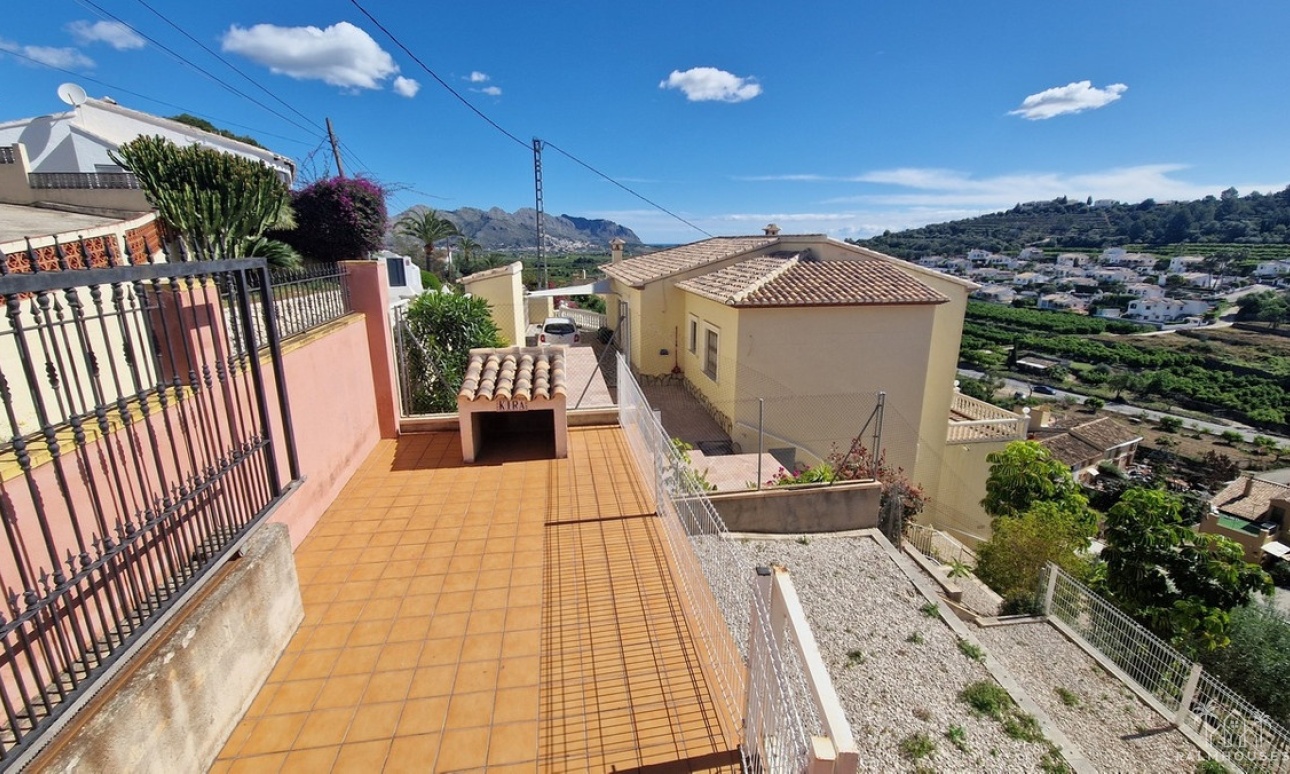 Herverkoop - Villa - Orba - Orba Centro