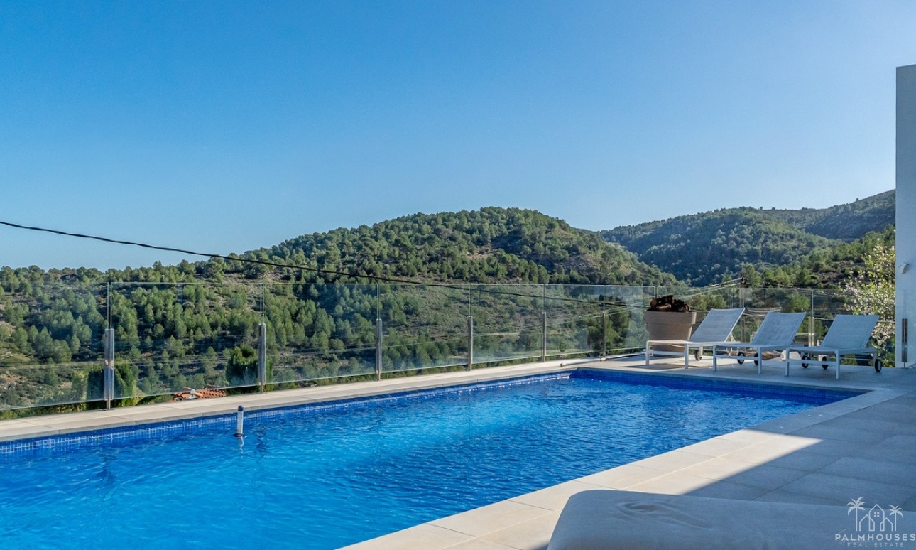 Herverkoop - Villa - Orba - Orba Centro