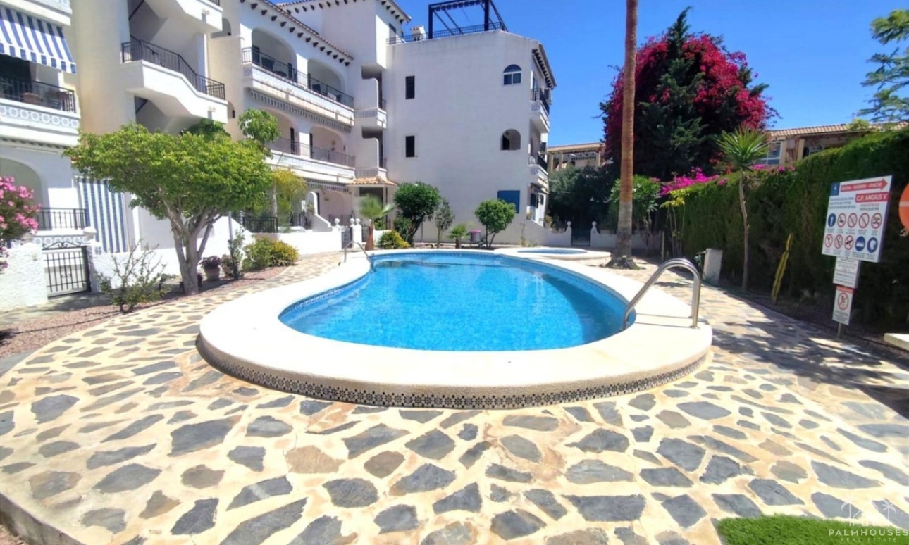 Herverkoop - Villa - Orihuela - Cabo Roig