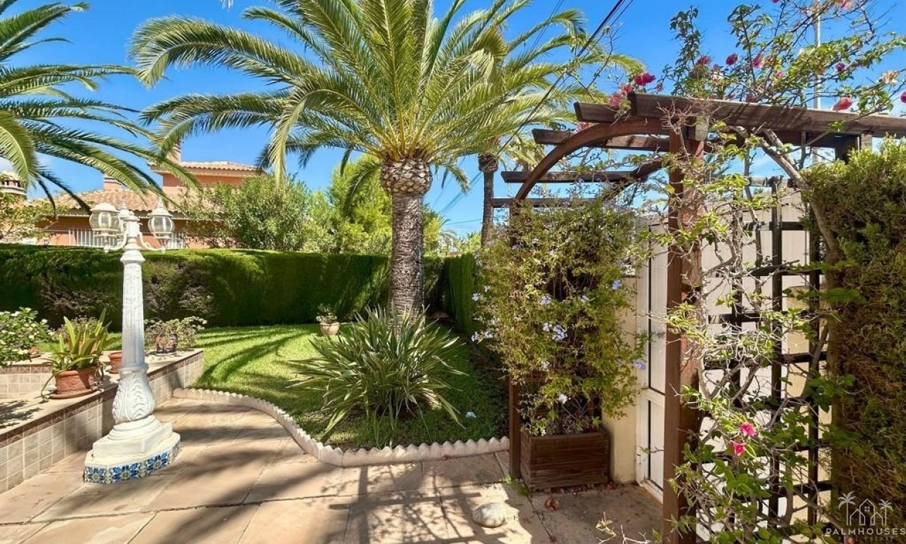 Herverkoop - Villa - Orihuela Costa - Aguamarina