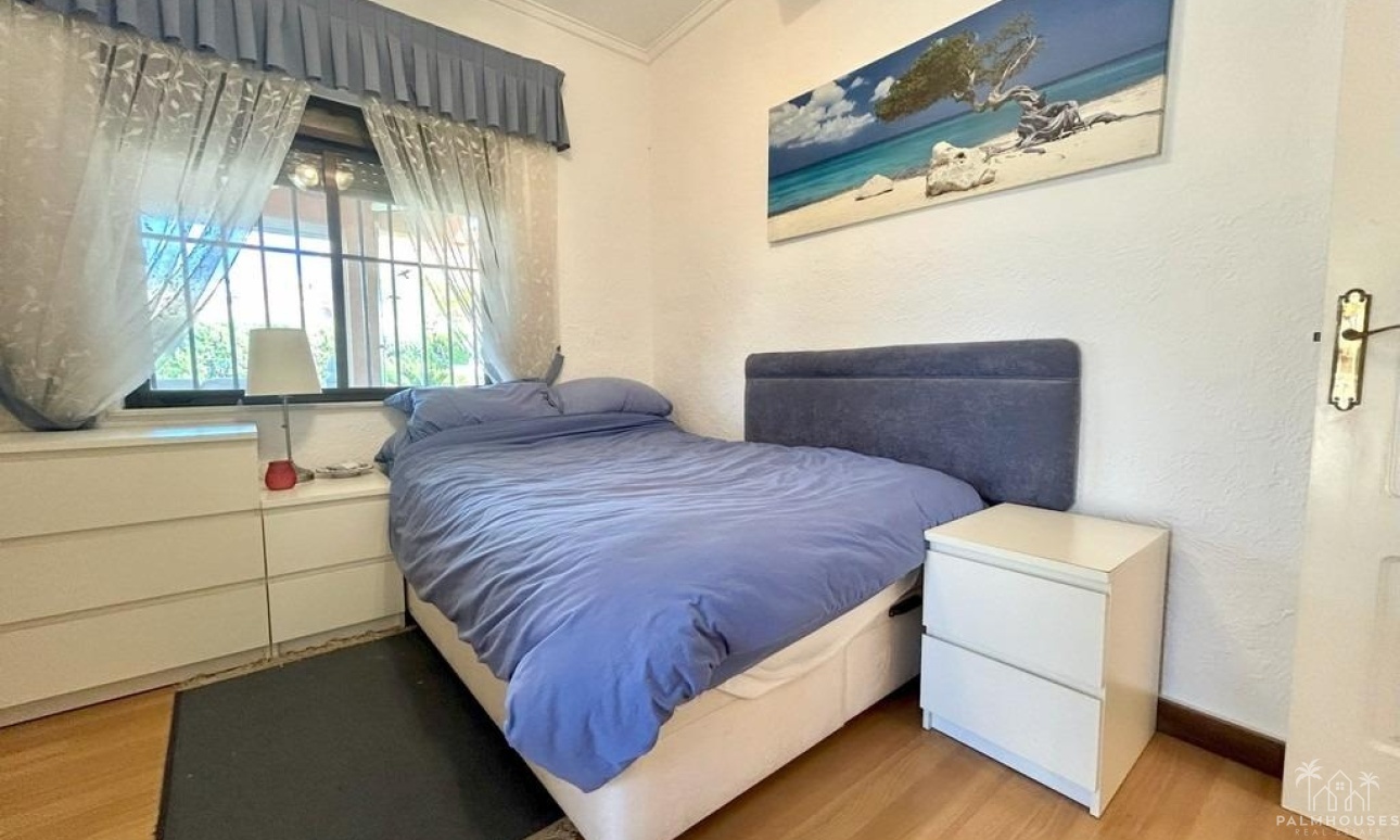 Herverkoop - Villa - Orihuela Costa - Aguamarina