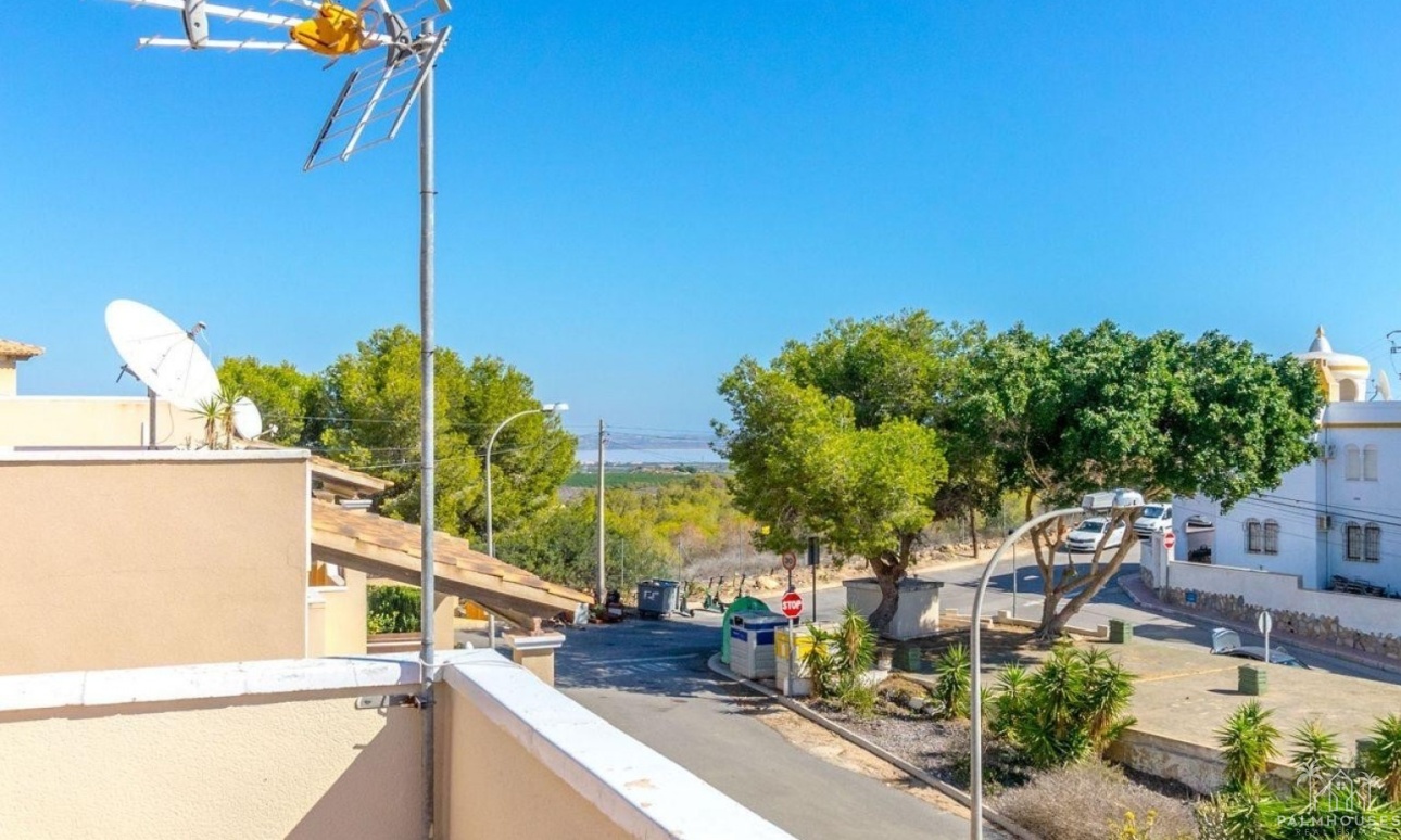 Herverkoop - Villa - Orihuela Costa - Costa Blanca