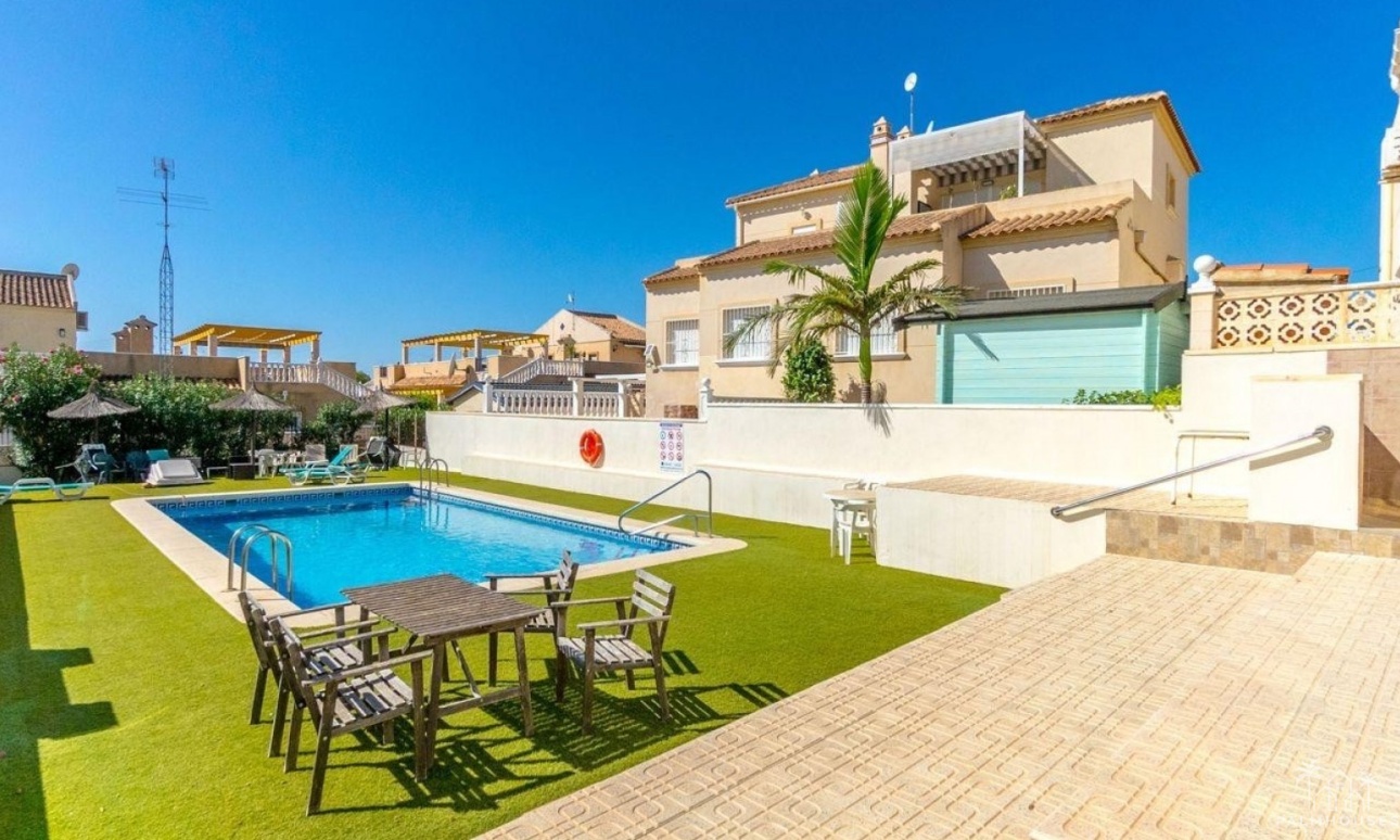 Herverkoop - Villa - Orihuela Costa - Costa Blanca