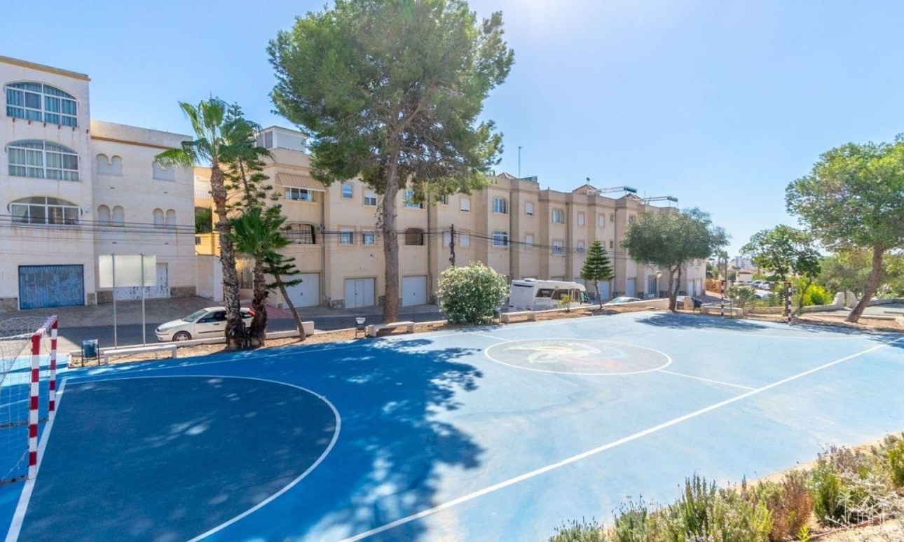 Herverkoop - Villa - Orihuela Costa - Costa Blanca