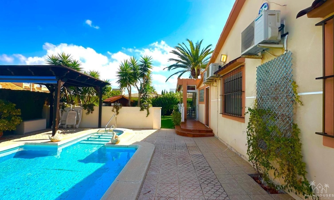 Herverkoop - Villa - Orihuela Costa - Costa Blanca