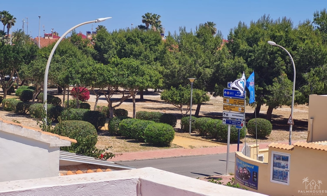 Herverkoop - Villa - Orihuela Costa - La Florida